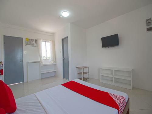 Hotel Oyo 778 Fat J Apartelle