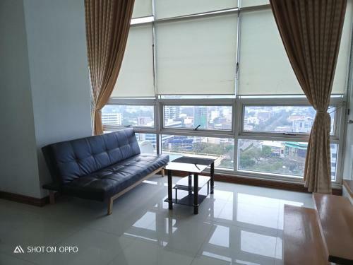 Hostal Ultima Residences Unit 1701