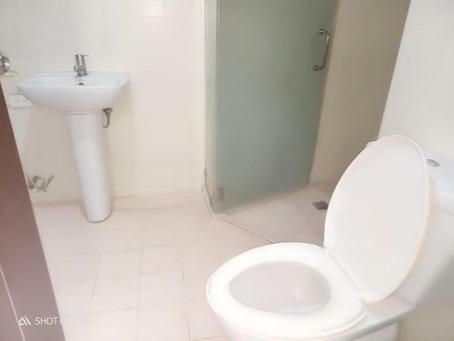 Hostal Ultima Residences Unit 1701