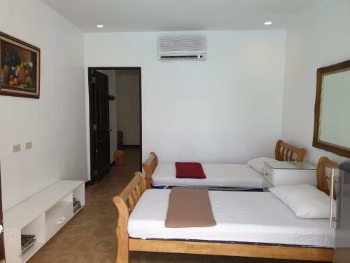 Hotel Raya Del Sol Dive Resort