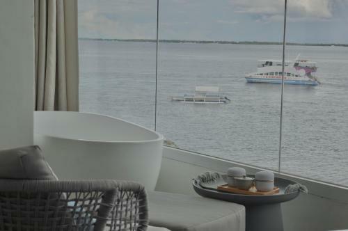 Hotel Sugarsea Inn & Dive Shop