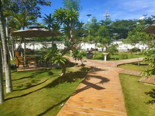 ??????? Tourist Garden Hotel