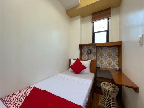 Hotel Vaccinated Staff - Oyo 685 K Fortune Apartelle