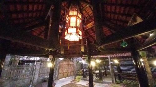 Villa Nh� C? Di�n S?n (dien Son Ancient House)