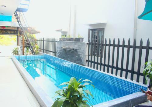 Sunshine Ha My Beach Villa