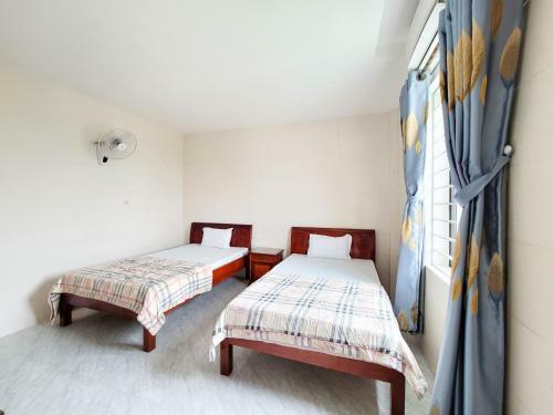 Ph� Qu� Hotel