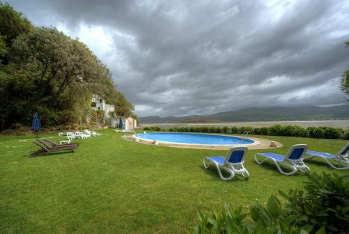 The Portmeirion Hotel & Castell Deudraeth