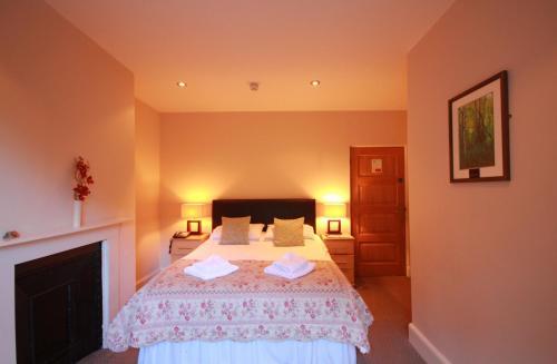 Aberdunant Hall Country Hotel