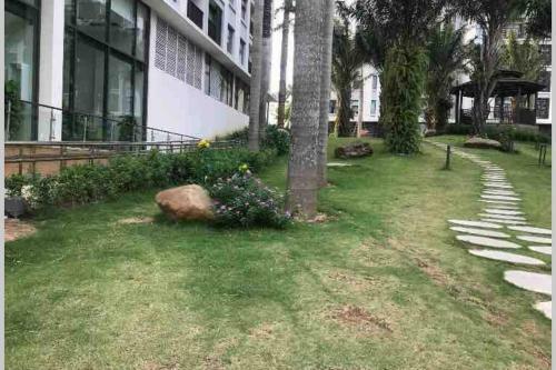Bom Homes- Ecopark- Service Apartment