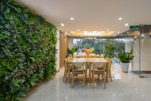 Suri Apartment & Hotel Danang