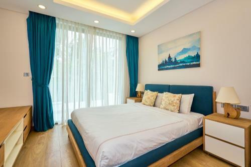 Stunning 3-bedroom Golf View Villa