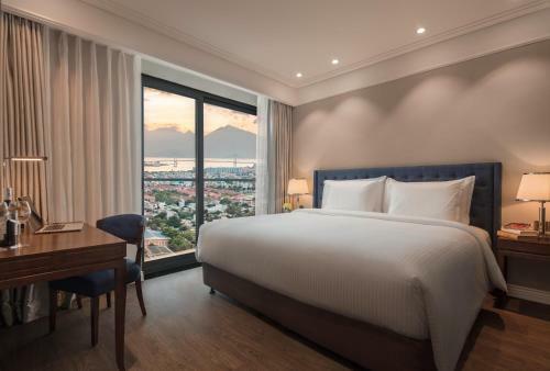 Nunn Luxury Apartment Da Nang Beach