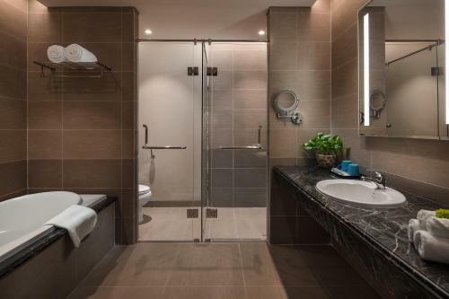 Nunn Luxury Apartment Da Nang Beach