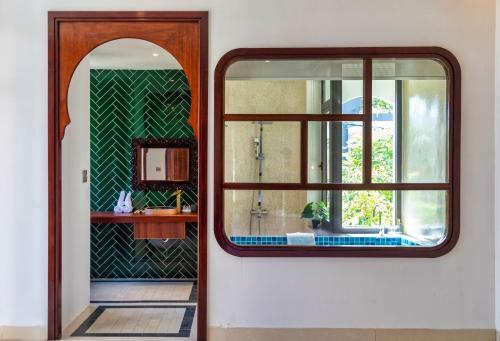 New & Stylish 5bdr Villa With Pool, Karaoke Room, Bbq