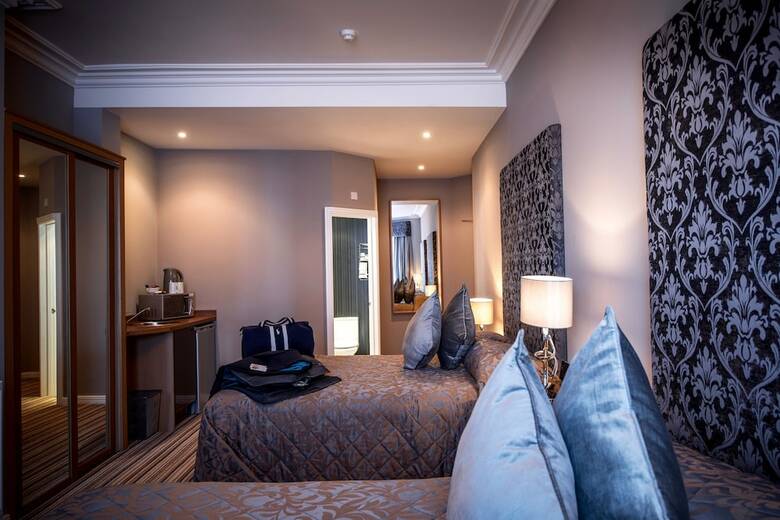 Hostal York House Hotel