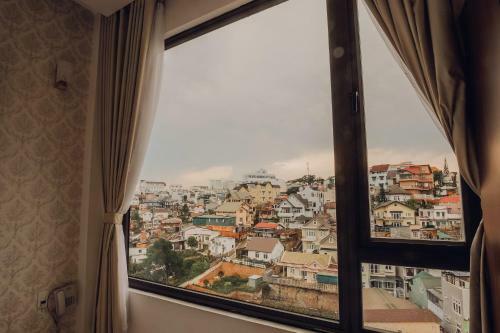 Apartamento Ngan Pho Studio & Hotel