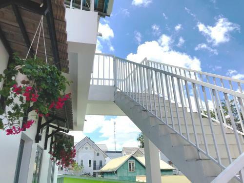 Hostal Maison De Fleurs - Ng�i Nh� Hoa