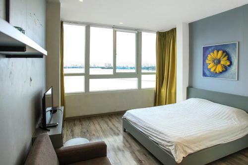 Hanoi Home 2 - Lake View Apartment