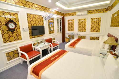 A25 Hotel - D?ch V?ng H?u