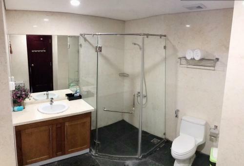 Asahi Luxstay - Royal City Apartment