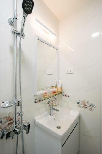 Honey Homestay