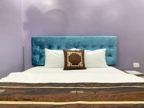 Spot On 1150 New Sun Hotel