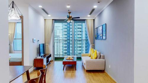 Bom Homes Vinhomes Gardenia Luxury Apartment