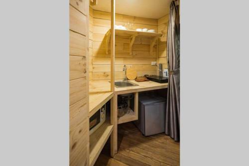 Apartamento Lotushomestayhanoi - Lake Charm