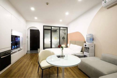 Apartamento 1pn/vincom Tr?n Duy H?ng/balcony Housing