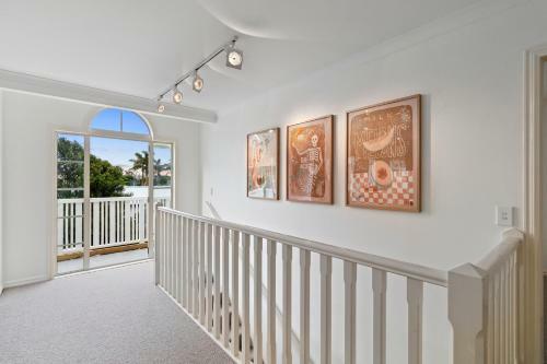 The Manor - Bowentown Holiday Home