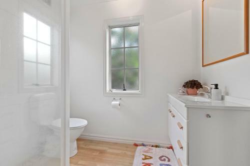 The Manor - Bowentown Holiday Home