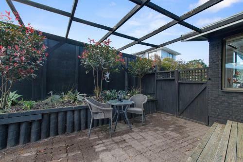 Fun Time On Dillon - Waihi Beach Holiday Home