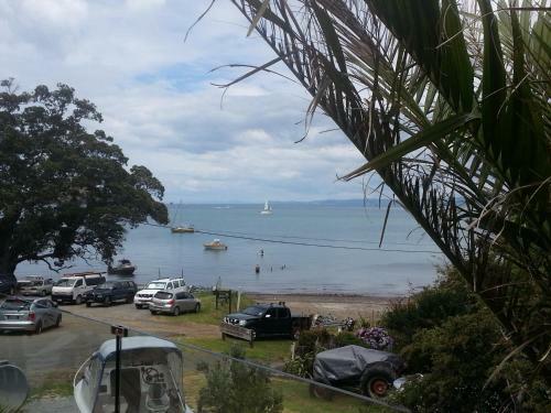 Bay View Retreat Apartment