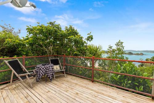 Bach And Relax - Oakura Holiday Home