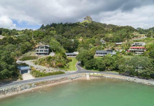Hostal Madhuban - Waterfront In Whangaroa