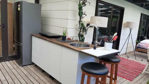 Hostal Madhuban - Waterfront In Whangaroa