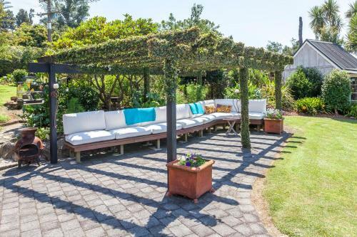 Bed & Breakfast Brenton Lodge