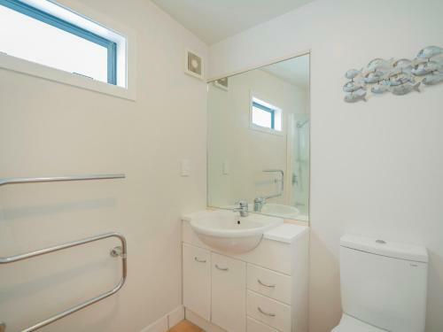 Beachy Keen - Whangamata Holiday Apartment