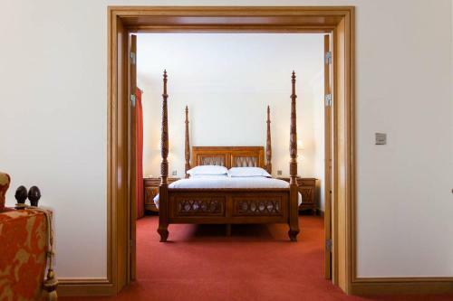 Hostal Woodland House Hotel