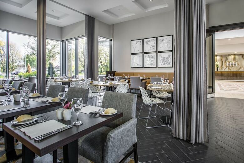 Heston Hyde Hotel