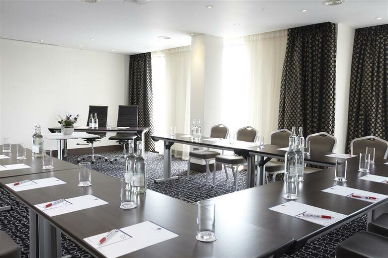 Hotel Park Grand London Heathrow