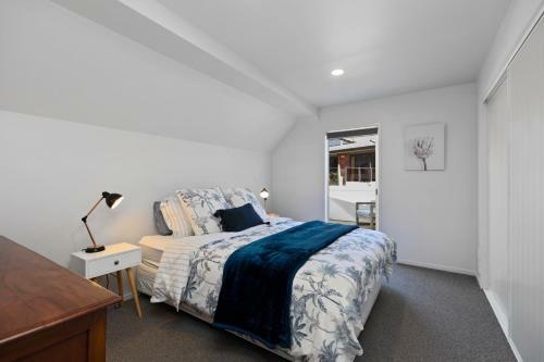 Just Beachy - Mt Maunganui Holiday Home
