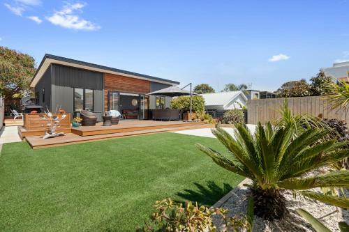 The Beach Base - Mount Maunganui Holiday Home