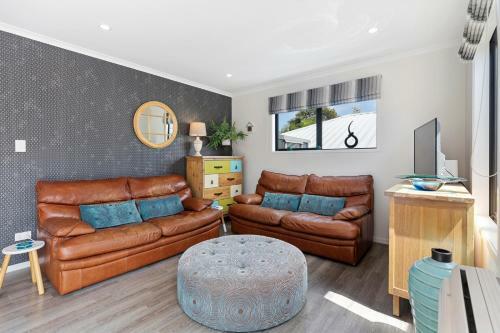 The Beach Base - Mount Maunganui Holiday Home