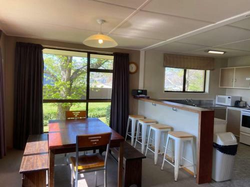 Kiwi Holidays In Cromwell
