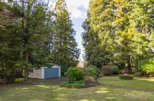 Mansion Moncur - Rotorua Holiday Home