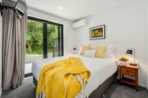 Bright, Modern, Plush - Brand New Townhouse