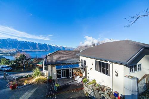 Awesomely Wakatipu Queenstown Home