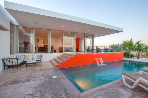 Panoramic Oceanview Home With Private Resort-style Pool