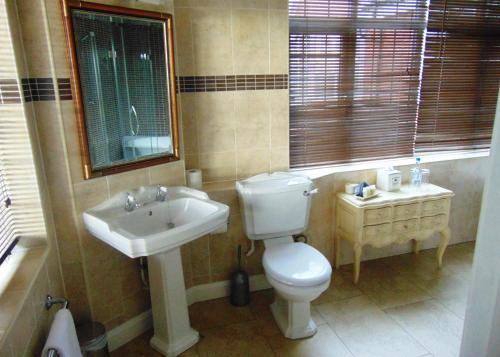 Nuthurst Grange Country House Hotel & Restaurant